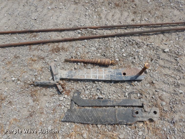 image for item FT9054 1996 Vermeer LM42  trencher