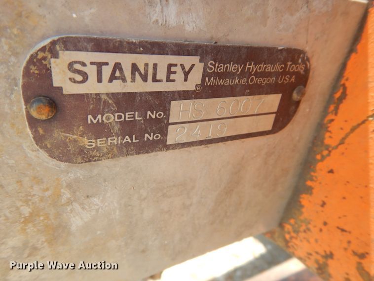 image for item FT9056 Stanley HS6007 plate compactor