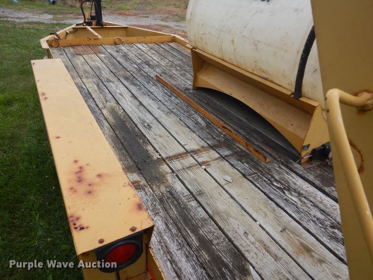 image for item FT9059 1996 Belshe equipment trailer