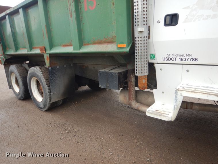 image for item FT9107 1994 Ford L8000  dump truck