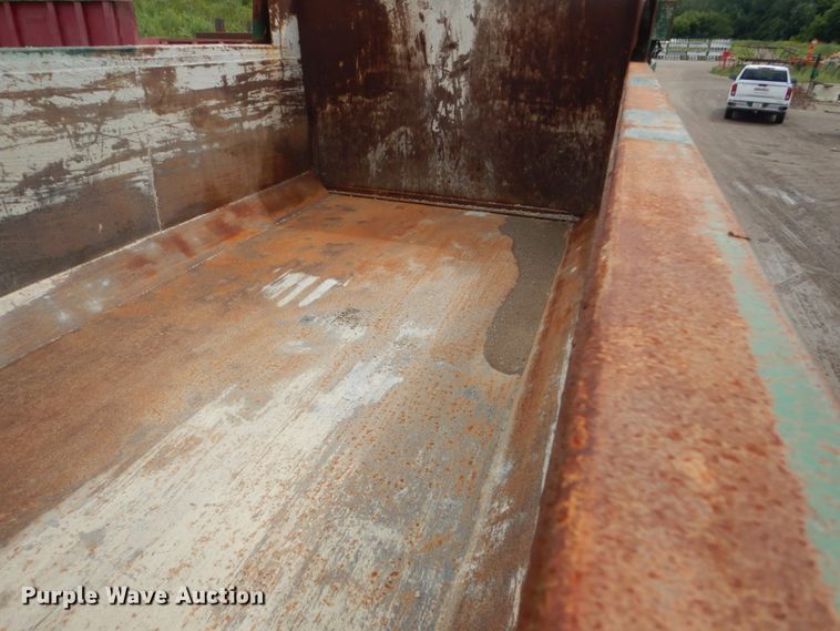 image for item FT9107 1994 Ford L8000  dump truck