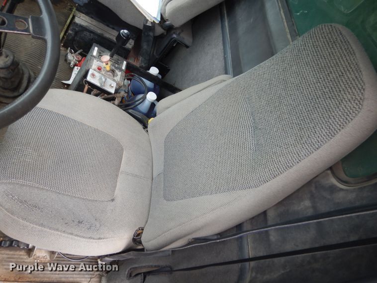 image for item FT9107 1994 Ford L8000  dump truck