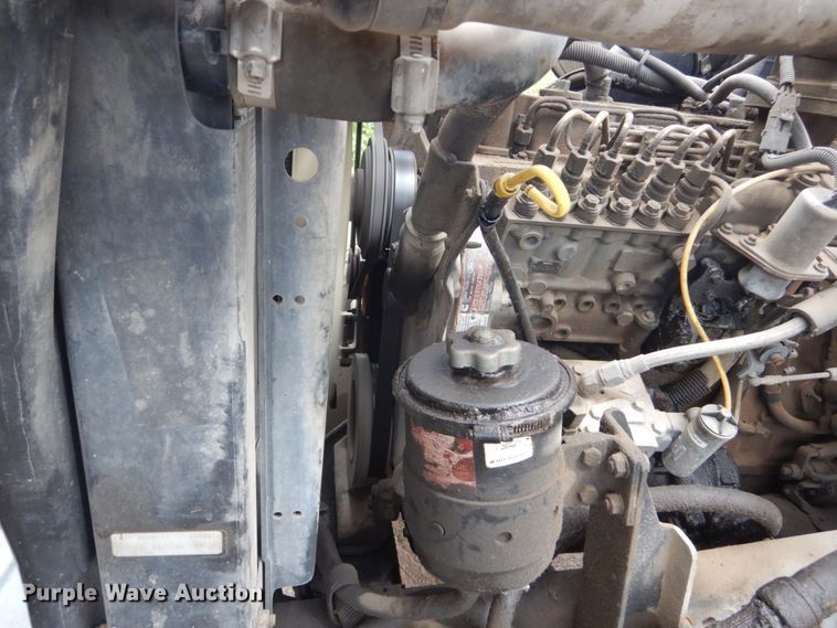 image for item FT9107 1994 Ford L8000  dump truck