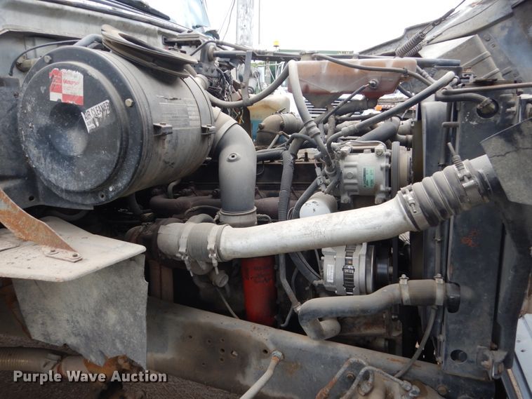 image for item FT9107 1994 Ford L8000  dump truck