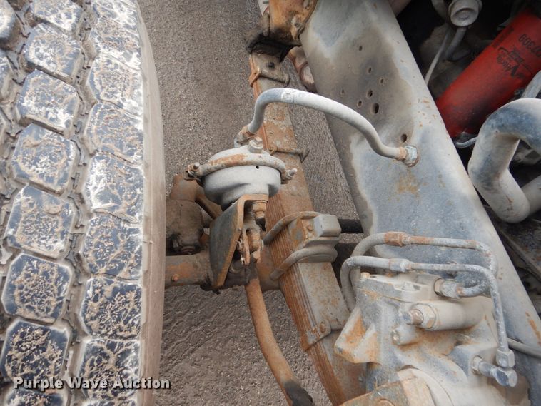 image for item FT9107 1994 Ford L8000  dump truck