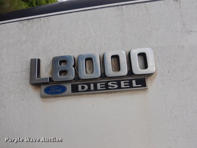 image for item FT9107 1994 Ford L8000  dump truck