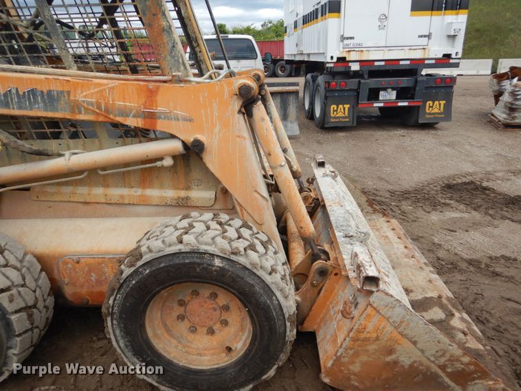 image for item FT9111 2005 Case 445  skid steer loader