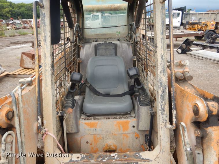 image for item FT9111 2005 Case 445  skid steer loader