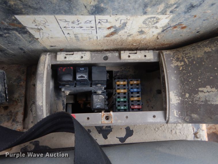 image for item FT9111 2005 Case 445  skid steer loader