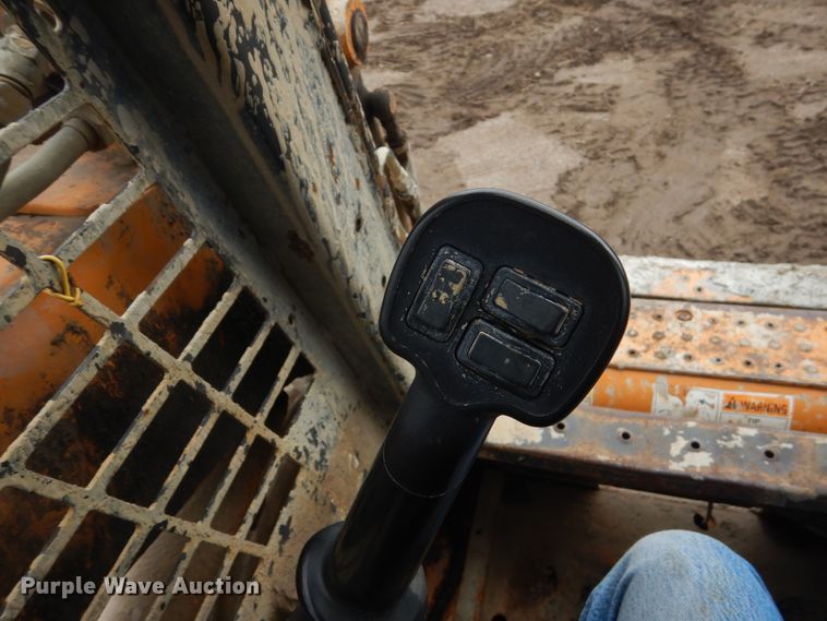 image for item FT9111 2005 Case 445  skid steer loader