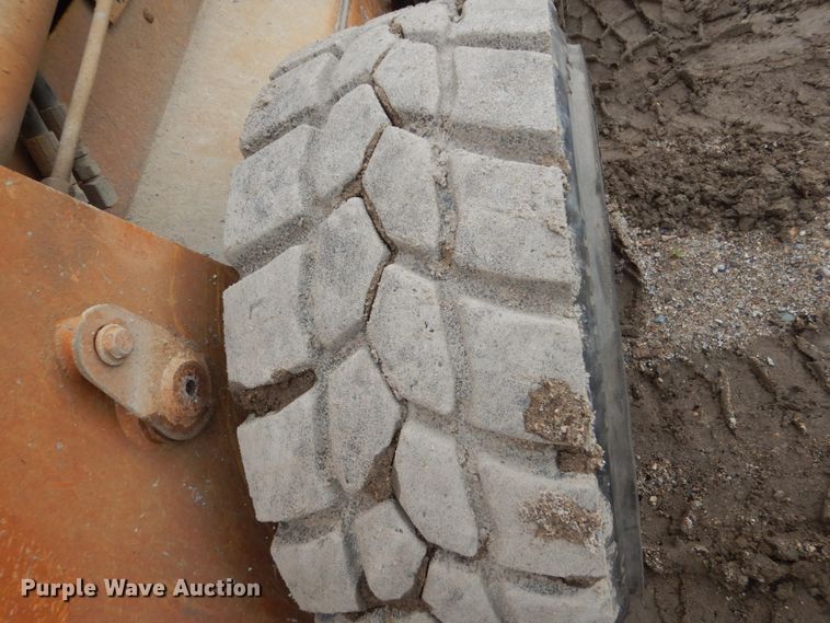 image for item FT9111 2005 Case 445  skid steer loader