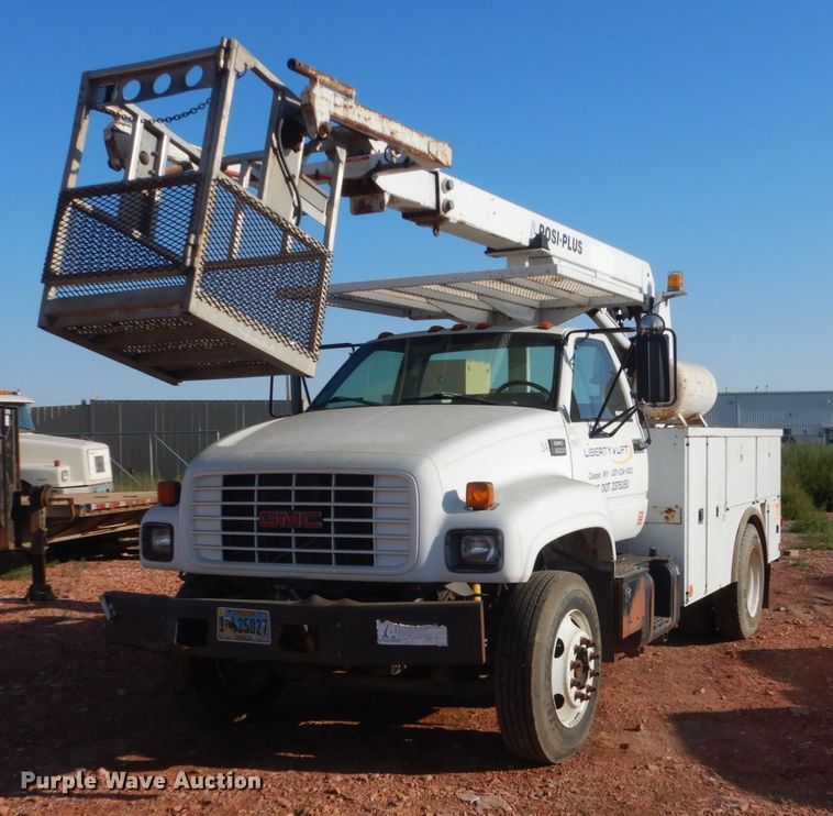 image for item FT9123 2000 GMC C6500  bucket truck
