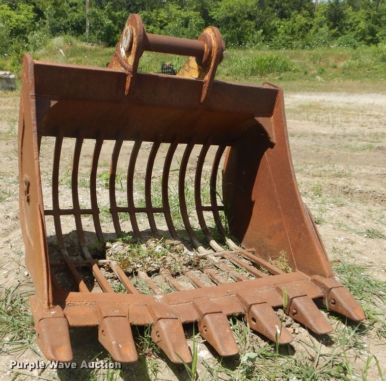 image for item FY9137 54"W excavator screening bucket