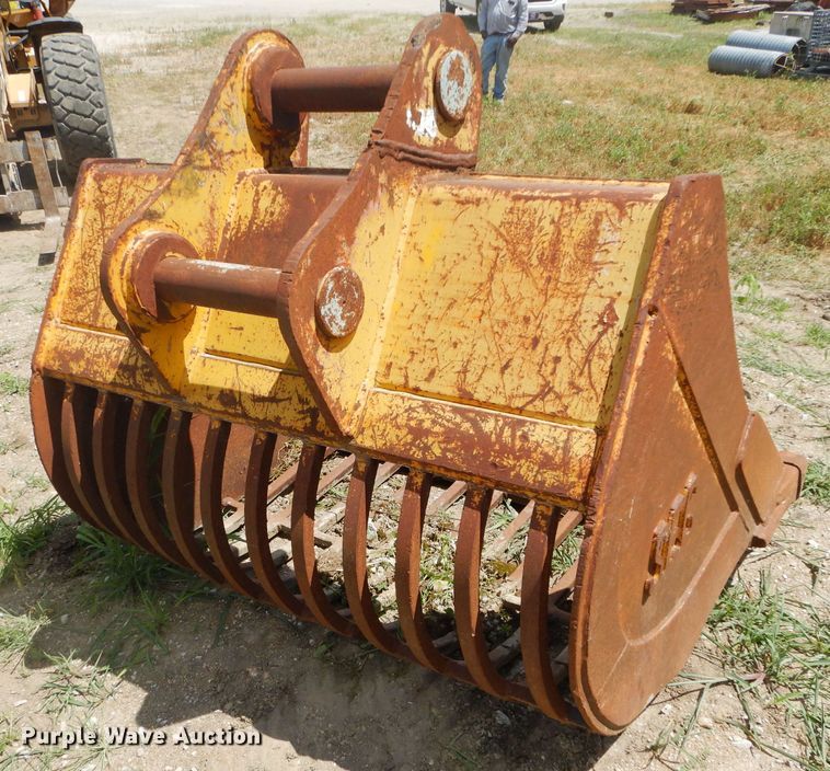 image for item FY9137 54"W excavator screening bucket