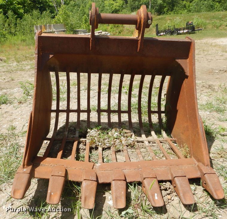 image for item FY9137 54"W excavator screening bucket