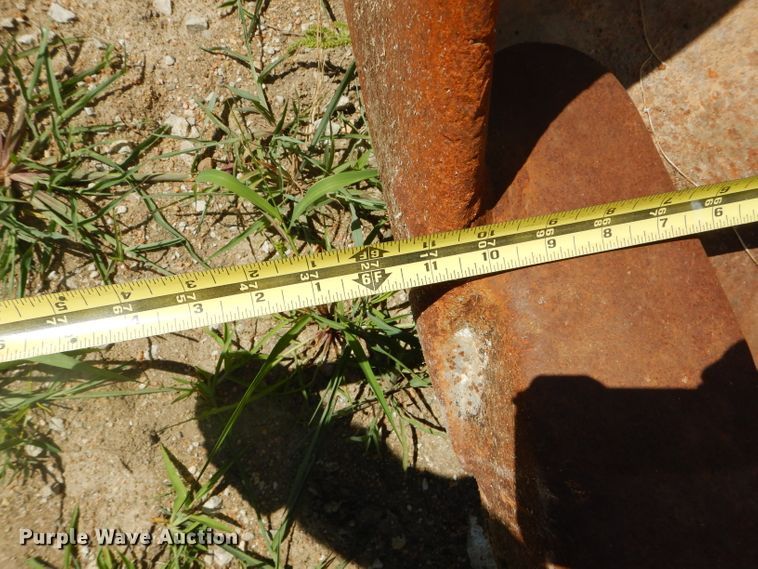 image for item FY9138 GP 72"W excavator bucket