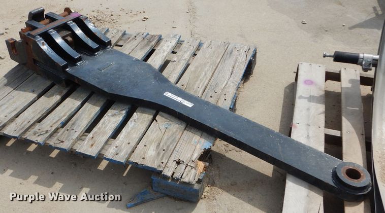 image for item FY9195 Case IH scraper drawbar