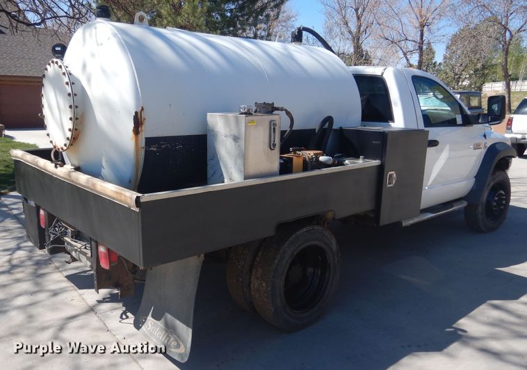 image for item GE9372 2008 Sterling Bullet vacuum truck