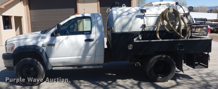 image for item GE9372 2008 Sterling Bullet vacuum truck