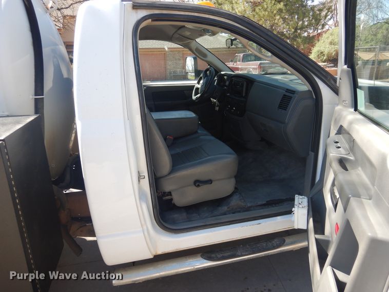 image for item GE9372 2008 Sterling Bullet vacuum truck