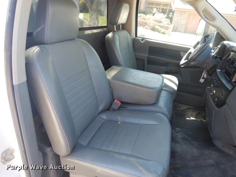 image for item GE9372 2008 Sterling Bullet vacuum truck