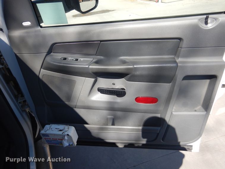 image for item GE9372 2008 Sterling Bullet vacuum truck