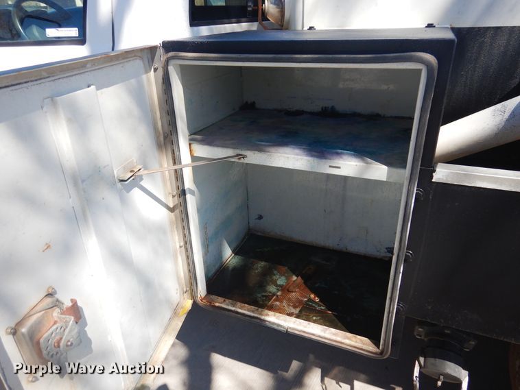 image for item GE9372 2008 Sterling Bullet vacuum truck