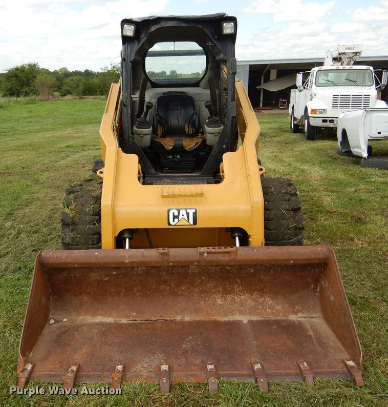 image for item GL9759 2012 Caterpillar 272D  skid steer loader