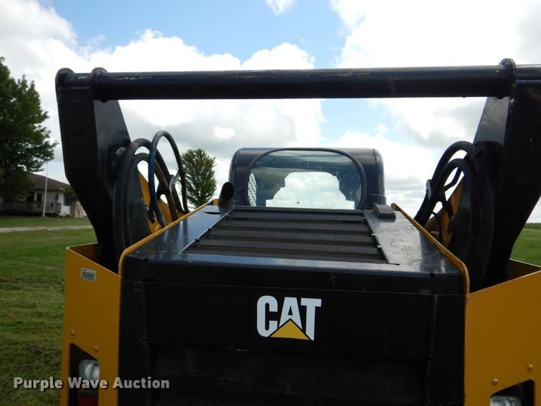 image for item GL9759 2012 Caterpillar 272D  skid steer loader