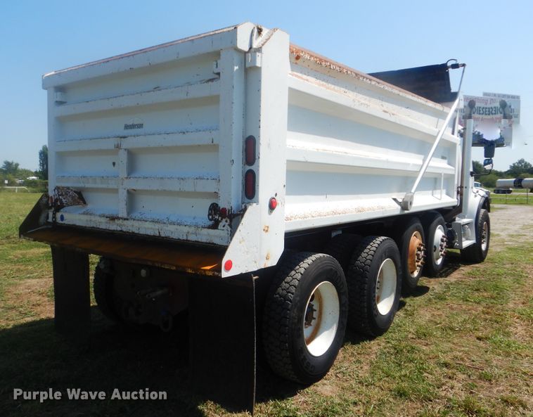 image for item GM9121 2008 Freightliner Business Class M2  dump truck