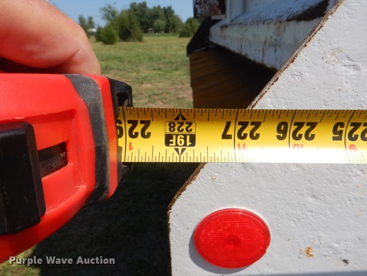 image for item GM9121 2008 Freightliner Business Class M2  dump truck