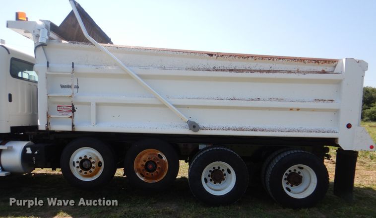 image for item GM9121 2008 Freightliner Business Class M2  dump truck