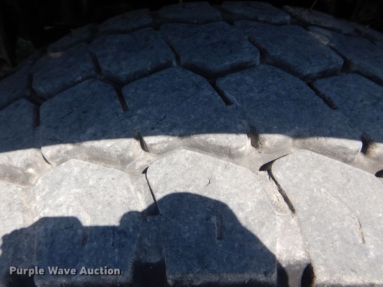 image for item GM9121 2008 Freightliner Business Class M2  dump truck