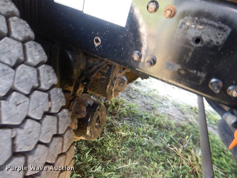 image for item GM9121 2008 Freightliner Business Class M2  dump truck