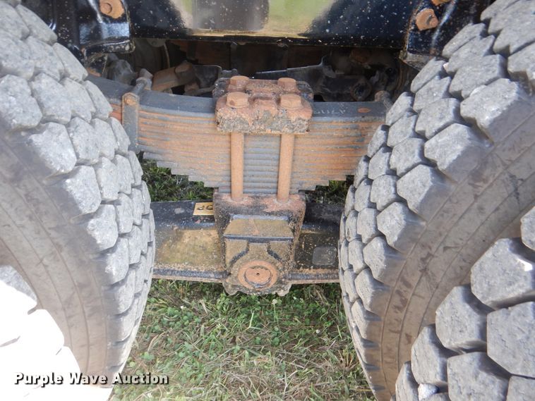 image for item GM9121 2008 Freightliner Business Class M2  dump truck