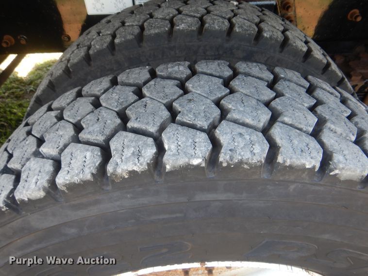 image for item GM9121 2008 Freightliner Business Class M2  dump truck