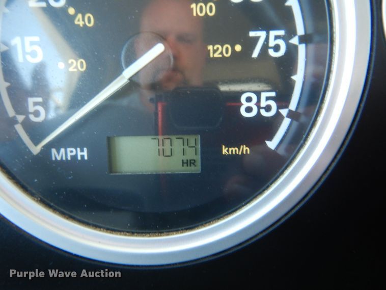 image for item GM9122 2007 Sterling L-Line  dump truck