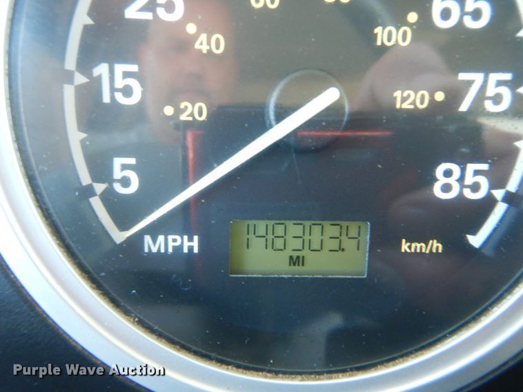 image for item GM9122 2007 Sterling L-Line  dump truck