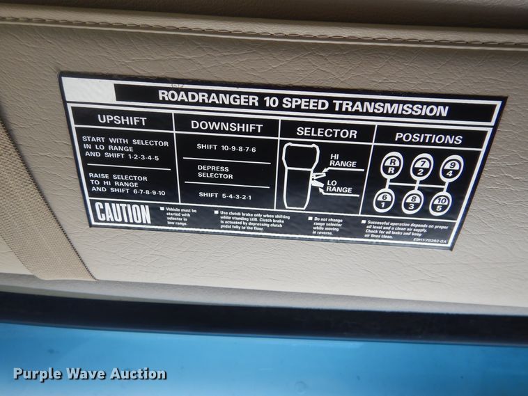 image for item GM9122 2007 Sterling L-Line  dump truck