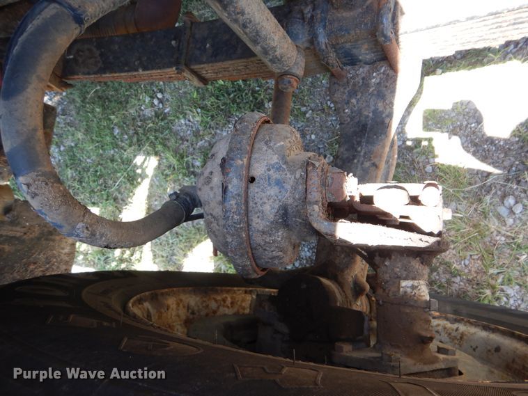 image for item GM9122 2007 Sterling L-Line  dump truck