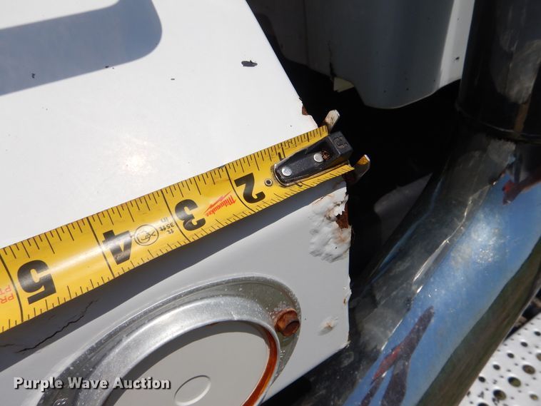 image for item GM9122 2007 Sterling L-Line  dump truck