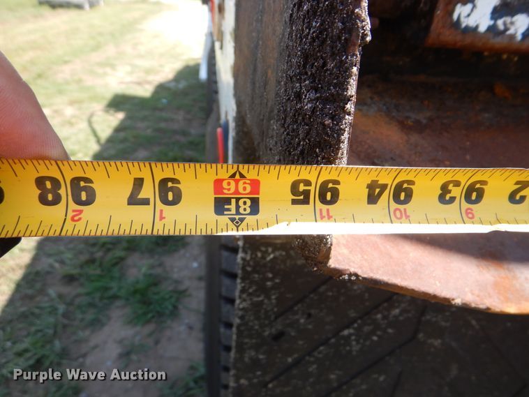 image for item GM9122 2007 Sterling L-Line  dump truck