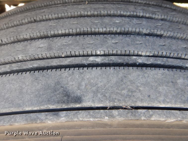 image for item GM9122 2007 Sterling L-Line  dump truck