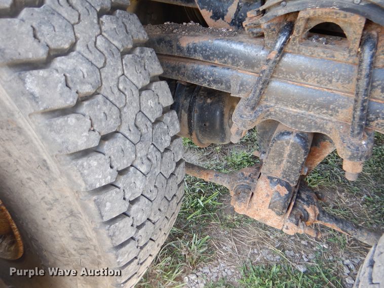 image for item GM9122 2007 Sterling L-Line  dump truck