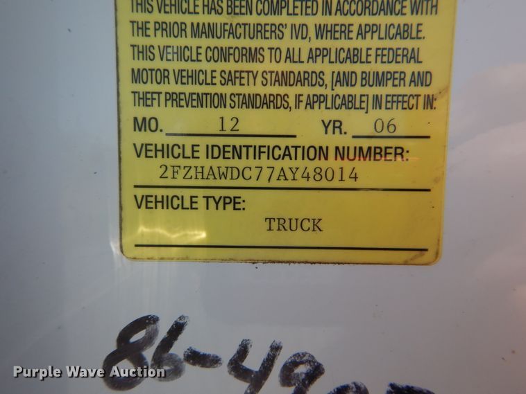 image for item GM9122 2007 Sterling L-Line  dump truck