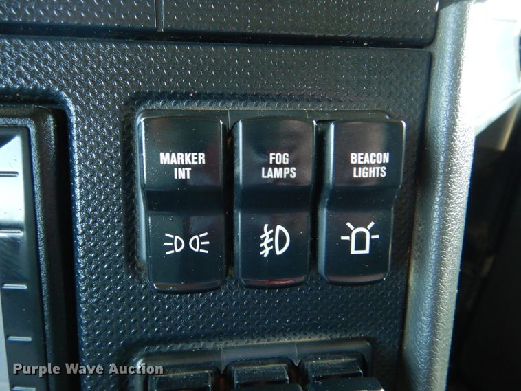 image for item GM9125 2014 Caterpillar CT660  vacuum truck