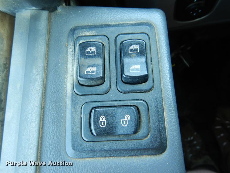 image for item GM9125 2014 Caterpillar CT660  vacuum truck