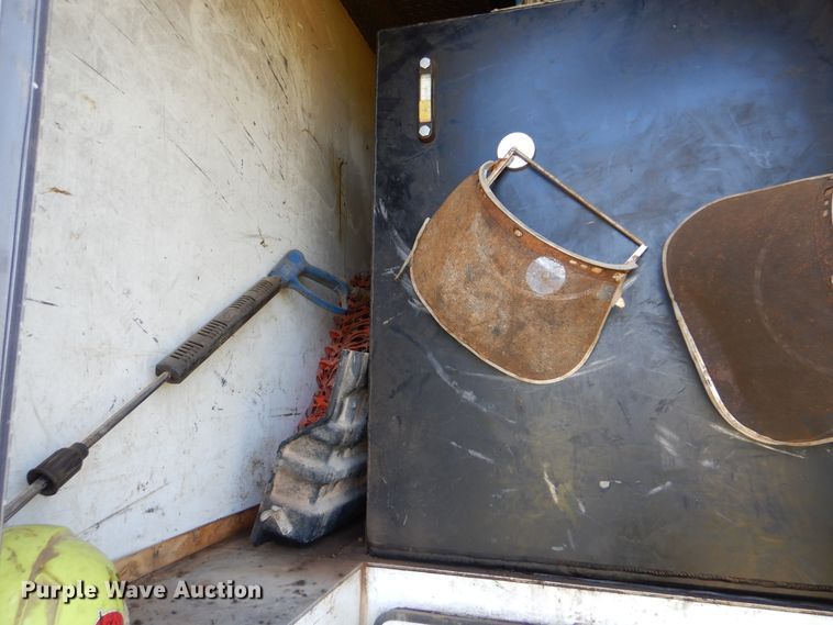 image for item GM9125 2014 Caterpillar CT660  vacuum truck