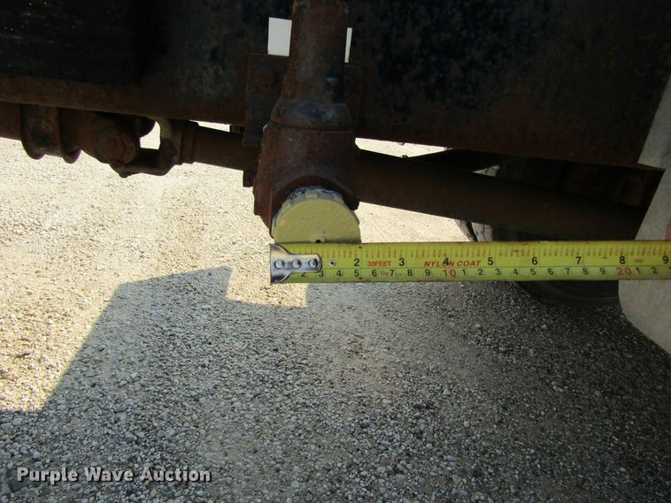 image for item GQ9093 1986 Ford L8000  propane delivery truck