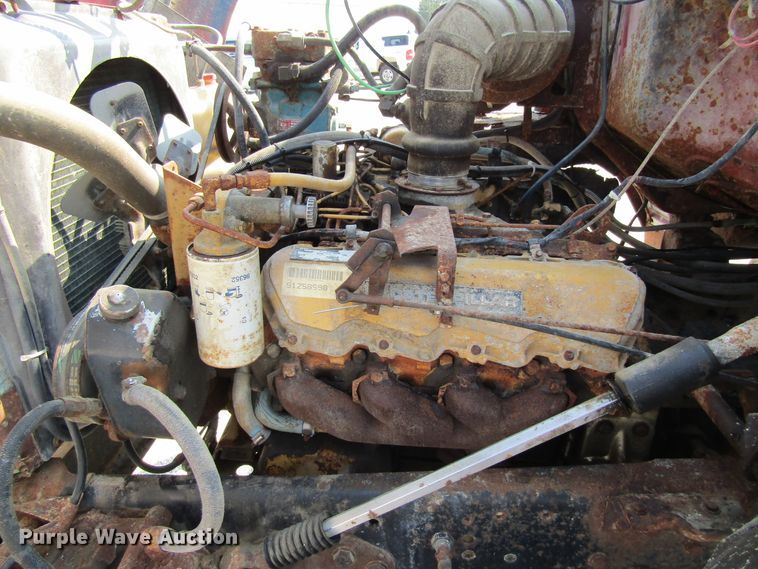 image for item GQ9093 1986 Ford L8000  propane delivery truck